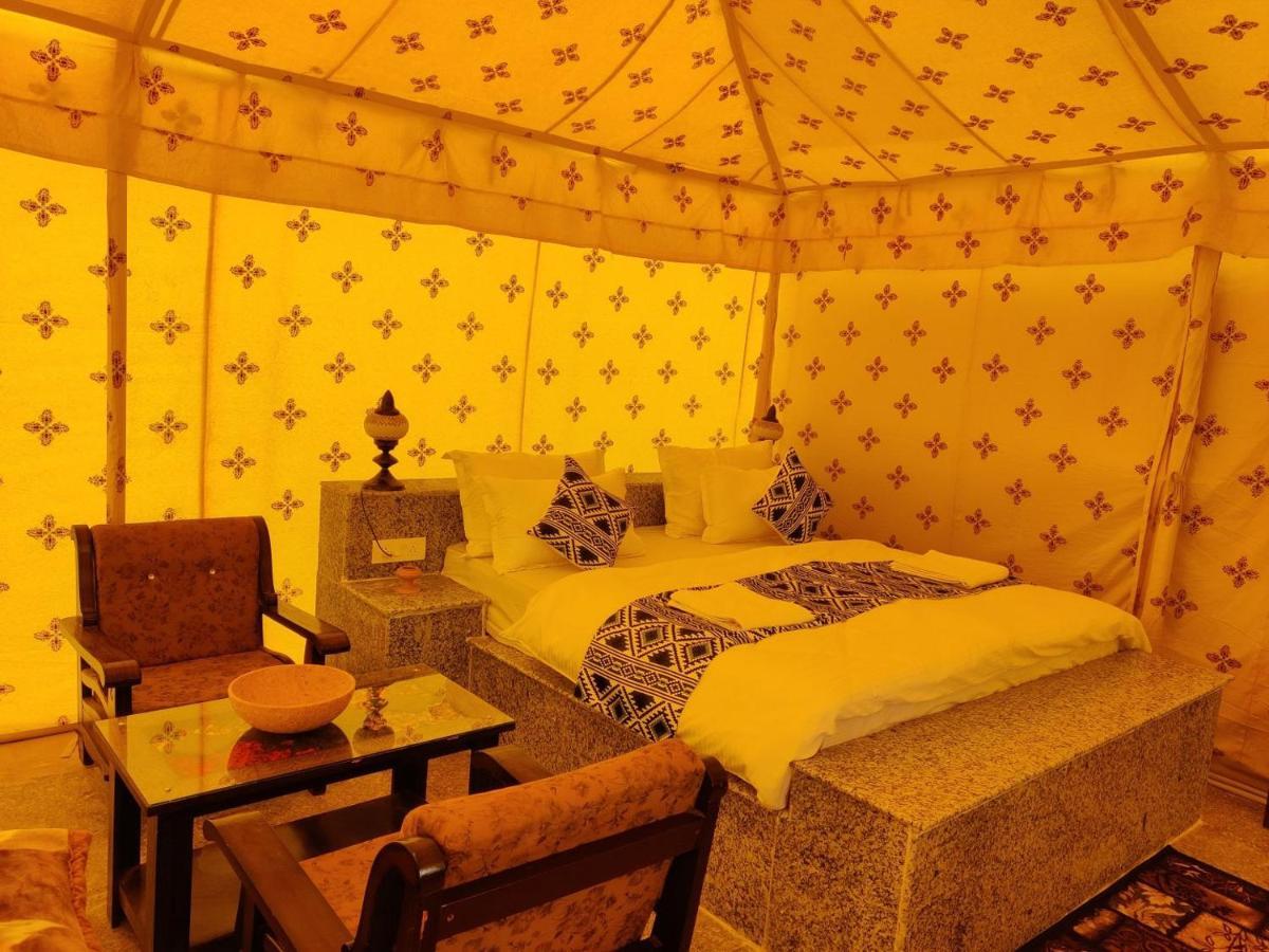 Sunrise Desert Resort With Swimming Pool 자이살메르 외부 사진
